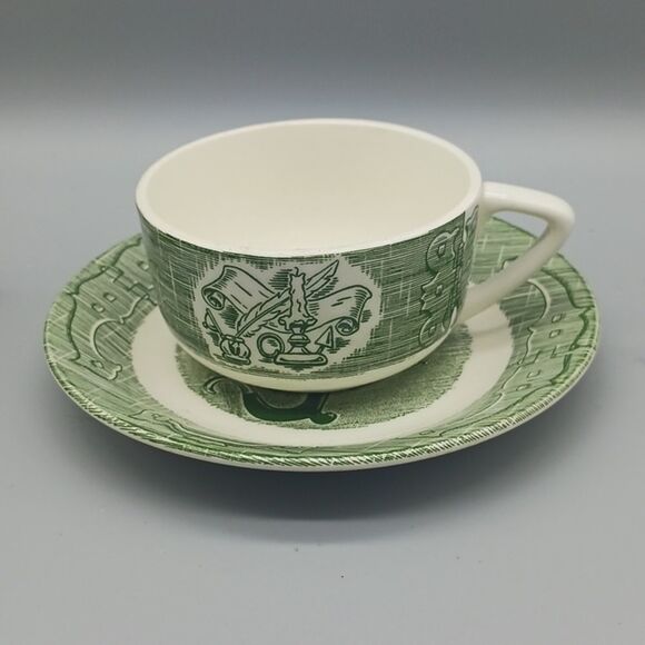 Vintage Old Curosity Shop teacup & saucer - Picture 1 of 10